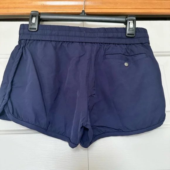 NEW Wilfred Free Drawstring Tie Crepe Shorts (Similar to Montrouge) - Picture 2 of 3